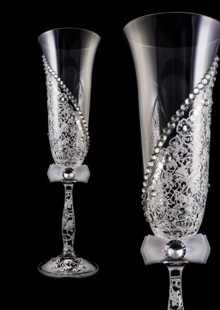 Красивые свадебные бокалы, расписанные вручную, подчеркнут стиль Вашего торжеств. . фото 3