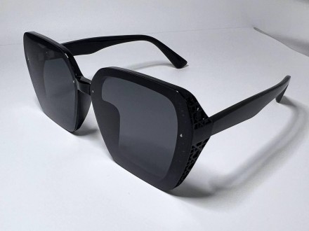 Солнцезащитные женские квадратные очки с поляризацией
защита от ультрафиолета uv. . фото 6