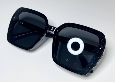 Солнцезащитные женские квадратные очки с поляризацией
защита от ультрафиолета uv. . фото 5