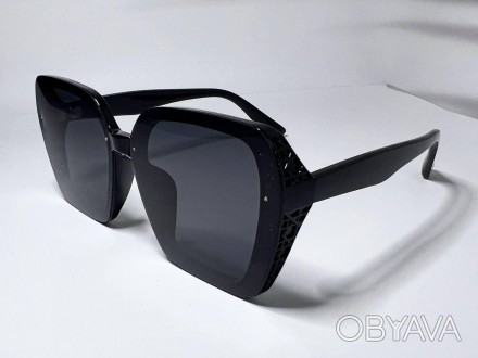 Солнцезащитные женские квадратные очки с поляризацией
защита от ультрафиолета uv. . фото 1