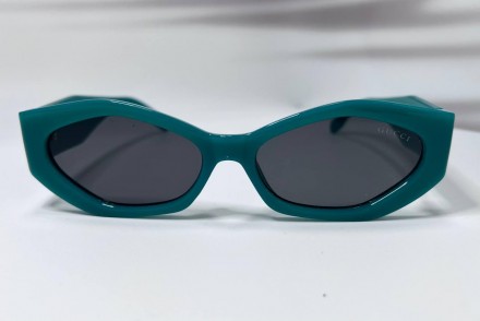 Солнцезащитные женские облегченные очки поликарбонат
защита от ультрафиолета uv4. . фото 4