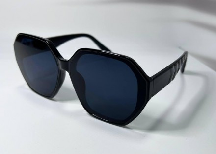 Солнцезащитные женские квадратные очки облегченные
защита от ультрафиолета uv400. . фото 2