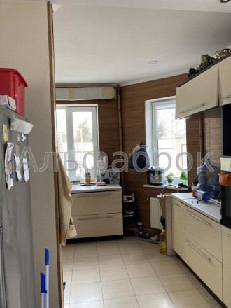 Продается 2 дома на участке 8 соток, в г. Борисполе, в 10 минутах от центра Бори. . фото 12