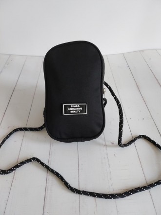 Легка, м’яка, маленька сумочка для телефону і різних дрібничок
Матеріал – поліес. . фото 5
