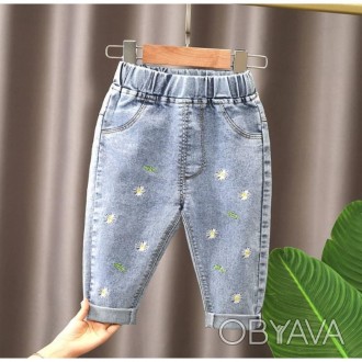 Стильные детские джинсы на весну с сердечками. Пояс на резинке. Тянутся.
Заміри:. . фото 1