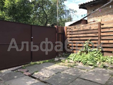  3 кімнатний будинок в Києві на Куренівці пропонується до продажу. 
 Цегляний бу. . фото 7