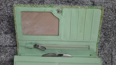 Большой женский замшевый кошелек Pratero (зеленый)

Отличное качество
Кожаный. . фото 5
