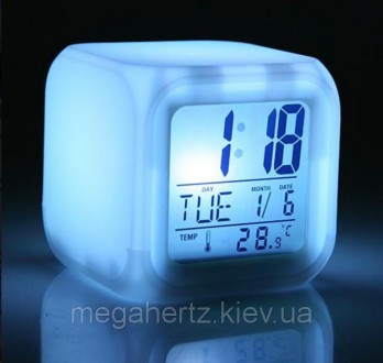  Часы хамелеон с термометром будильник ночник Всем давно известен популярный буд. . фото 3