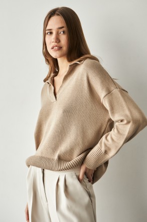 Жіночий светр Stimma Гудзі. Це стильний светр із V-подІбною горловиною та комІрц. . фото 4