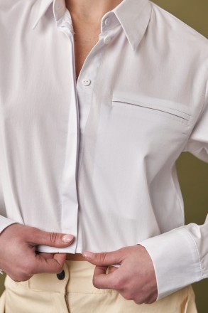 Жіноча сорочка Stimma Крістен. Ця стильна, укорочена сорочка стане чудовою основ. . фото 4