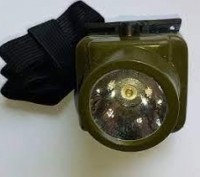 Налобный фонарик в корпусе из прочного, но легкого алюминиевого сплава и пластик. . фото 5