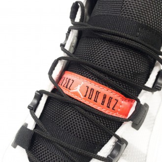 Повернення короля: Легендарні Nike Air Jordan XI знову в строю, готові підкорити. . фото 8