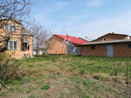 Продаж будинку і земельної ділянки
в селі Могиляни - 19км до Львова

    добр. . фото 5