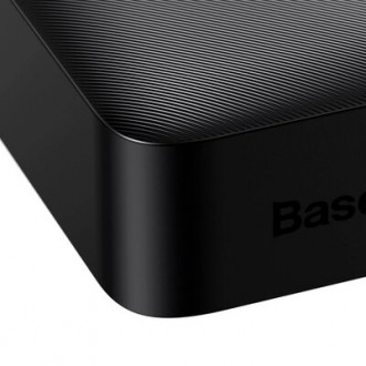 
Компактное зарядное устройство Baseus Bipow Digital Display 15W 20000 mAh Black. . фото 4