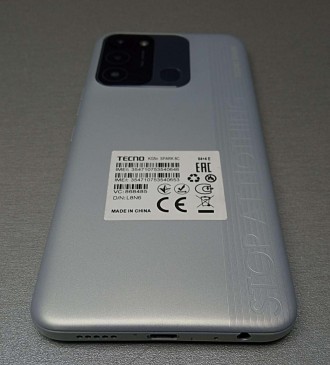 Смартфон 2 SIM + картка пам'яті 
екран: 6,6" IPS 1612x720 
вбудована пам'ять: 64. . фото 6
