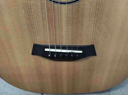 TAYLOR GUITARS BT1 — это акустическая гитара в уменьшенном корпусе (3/4). Это по. . фото 5