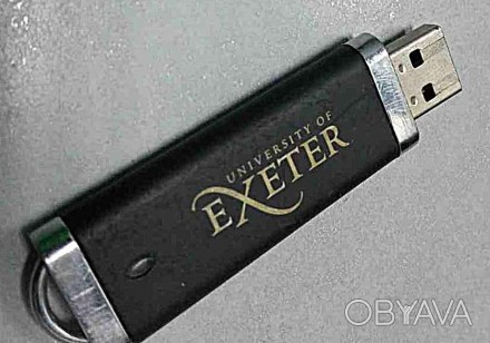 USB 8Gb — запоминающее устройство, использующее в качестве носителя флеш-память,. . фото 1