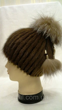 Зимняя стильная женская шапка вязка с натурального меха ( ондатра )
 
 Декор - п. . фото 3