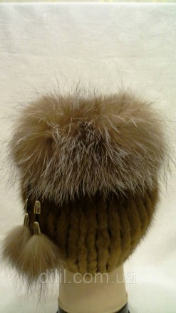 Зимняя стильная женская шапка вязка с натурального меха ( ондатра )
 
 Декор - п. . фото 4