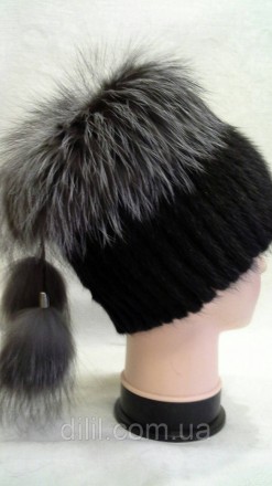 Зимняя стильная женская шапка вязка с натурального меха ( ондатра )
 
Верх черно. . фото 3