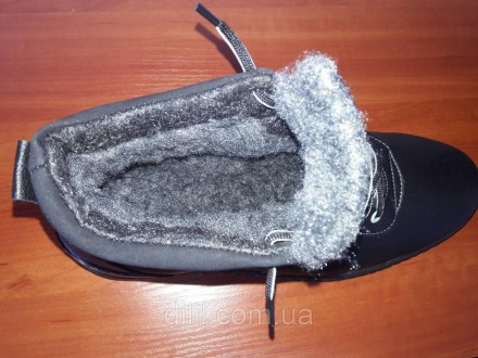 
Зимние мужские ботинки черные прошитые теплые. Добротный вариант! Производитель. . фото 6