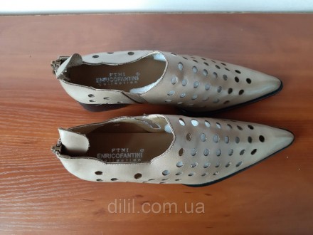 
38р - 24см
 
-- босоножки на каблуках
-- материал верха искусственная кожа
-- в. . фото 6