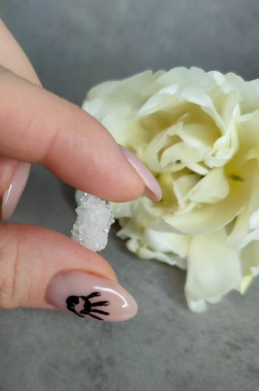 Пропонуємо Вам натуральні херкімерські діаманти.
Розмір каменя : 15*10*7,5 мм.
В. . фото 2
