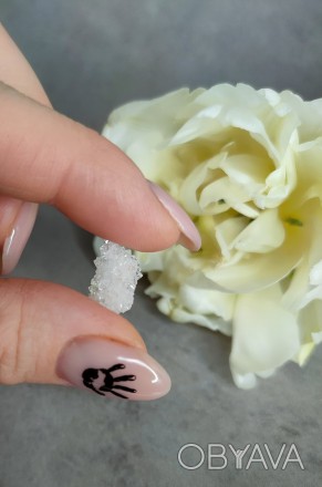 Пропонуємо Вам натуральні херкімерські діаманти.
Розмір каменя : 15*10*7,5 мм.
В. . фото 1