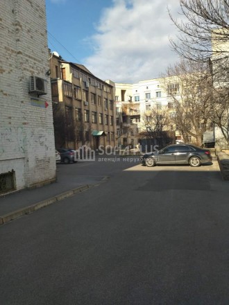 3-комнатная квартира, 77 кв.м. Киев. фото 1 3-комнатная квартира, 77 кв.м. Киев. фото 1