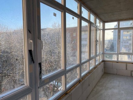 Велика 2-кімнатна квартира від забудовника площею 96,9 м2. Панорамні вікна, чист. . фото 6