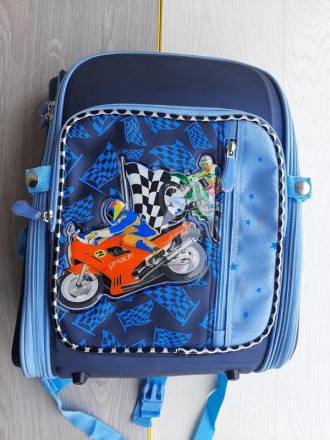 Школьный каркасный рюкзак Economix Baik для мальчика

Плотный
Не токсичный
О. . фото 2