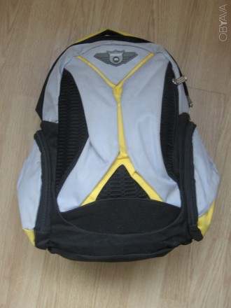 Рюкзак подросковый Ground (серо-желтый)

Отличное качество, крепкий
Производс. . фото 2