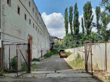 СТО, АЗС, Шиномонтаж, 315 м.кв.. Київ. фото 1 СТО, АЗС, Шиномонтаж, 315 м.кв.. Київ. фото 1