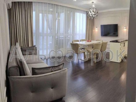 4-комнатная квартира, 97 м.кв.. Киев. фото 1 4-комнатная квартира, 97 м.кв.. Киев. фото 1