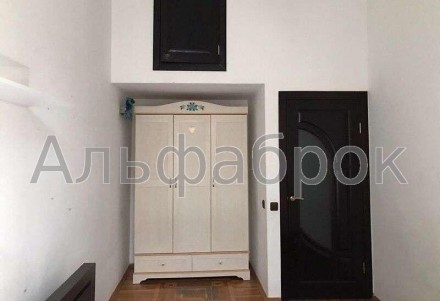  3 кімнатна квартира в Києві, в частині старого Подолу, за адресою вул. Волоська. Подол. фото 16