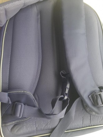 Рюкзак школьный Olli с ортопедической спинкой для девочки (уценка)

Плотная ор. . фото 6