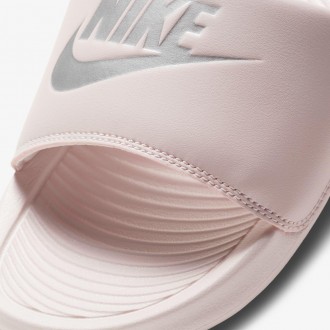 Nike Victori One — спортивні капці рожевого кольору. Виготовлений із високоякісн. . фото 6