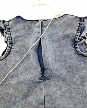 
Турецький сарафан для дівчинки. Зроблений із легкої джинсової тканини. Спереду . . фото 4