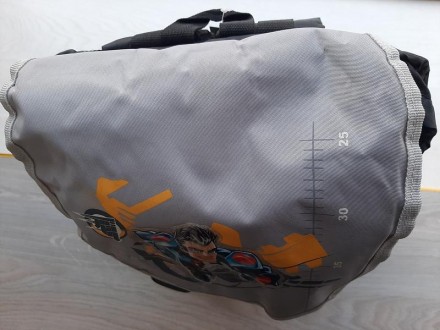 Рюкзак подростковый для мальчика Super Force

Материал: нейлон
Размер 43 Х 30. . фото 8
