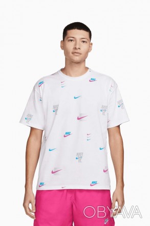 Чоловіча футболка Nike виготовлена з м'якої бавовняної тканини для комфорту упро. . фото 1