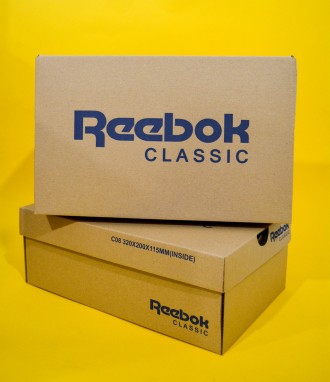 Фирменная подарочная коробка для кроссовок Fila
 
Коробки для обуви включительно. . фото 9