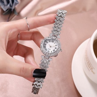 
CL -бренд, що спеціалізується на випуску виключно жіночих наручних годинників. . . фото 4