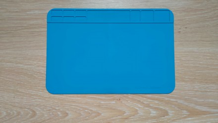 Коврик имеет небольшие секции для винтиков, болтиков, или мелких деталей
Издели. . фото 3