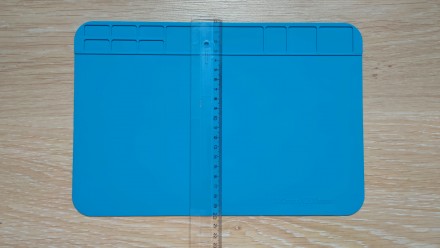 Коврик имеет небольшие секции для винтиков, болтиков, или мелких деталей
Издели. . фото 4