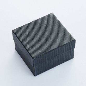 Розмір 8,5х8,5х5,5 см
У комплекті: коробка + подушечка
Підходить для будь-яких г. . фото 4