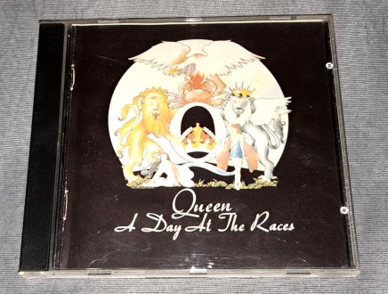 Продам СД Queen - A Day At The Races
Состояние диск/полиграфия NM/NM
Коробка Б. . фото 2