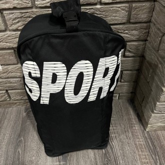 Спортивная, дорожная сумка-рюкзак унисекс Sport белый логотип:
- Плечевой ремень. . фото 6
