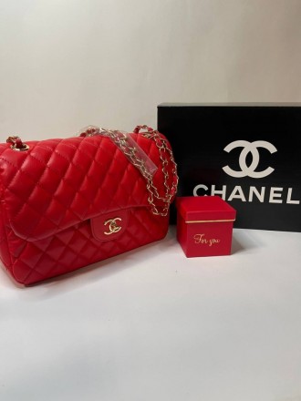 
 Chanel
Матеріал -м’яка еко-шкіра
Розмір: 29*19*9 см.
Сумка виконана з м’якої е. . фото 3