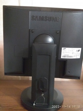 Продам монитор 17", Samsung SyncMaster 713 N LS 17JCTB/EDC. Компактный жидк. . фото 5
