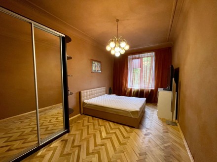 Продам 4-кімнатну квартиру в Шевченківському районі по вул. Ромоданова, 17, стал. . фото 7